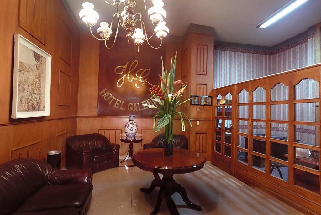 Hotel Galerias Пасто Екстериор снимка