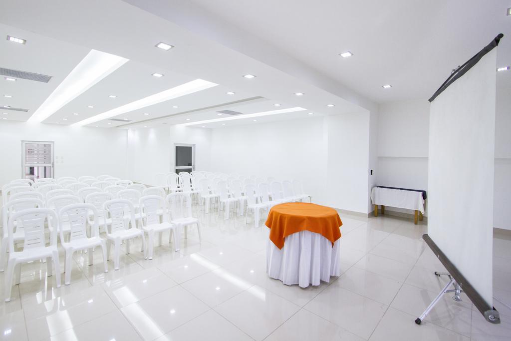 Hotel Galerias Пасто Екстериор снимка