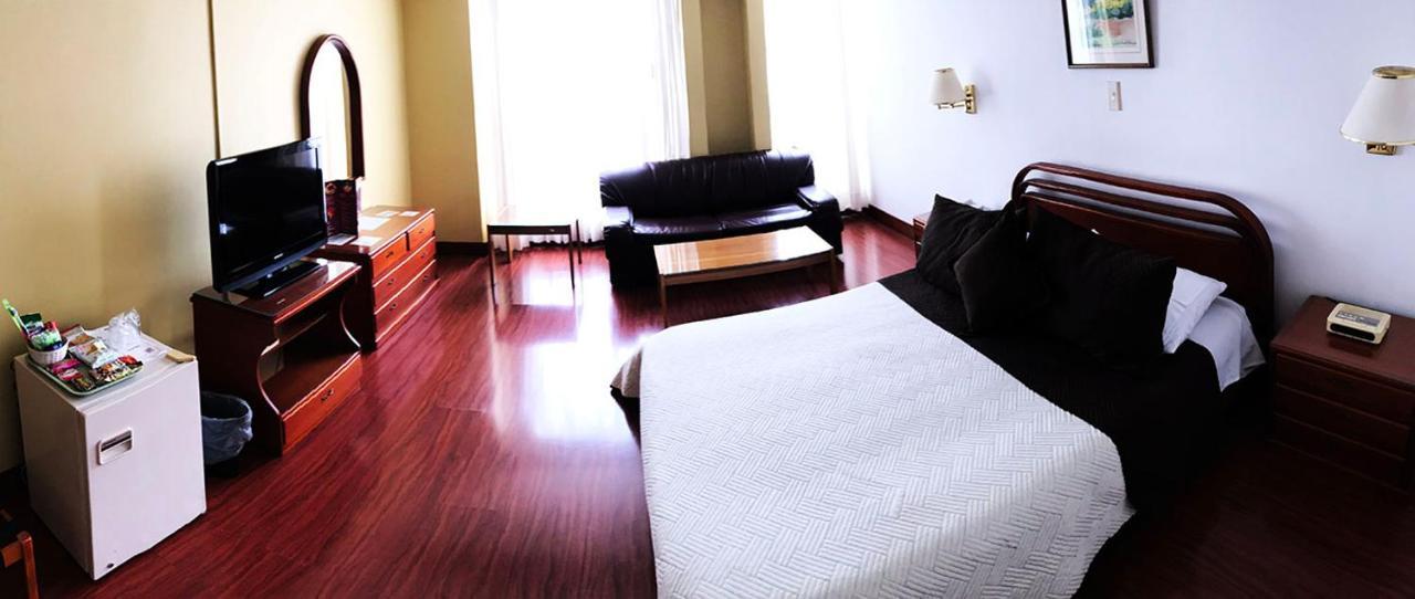 Hotel Galerias Пасто Екстериор снимка